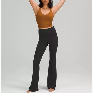 Lululemon Groove Super-High-Rise Flared Pant Nulu